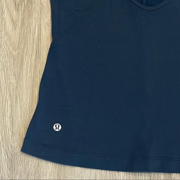 Lululemon Back At It Again Tank Tank in Blue - Picture 6 of 7